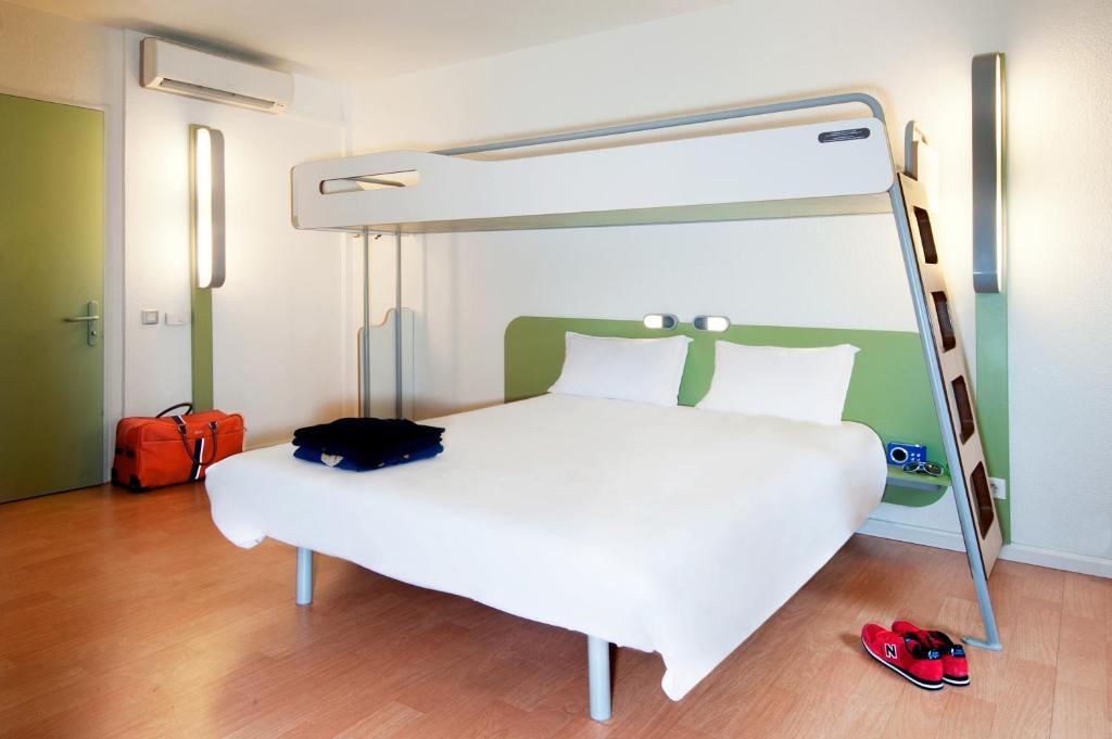 Ibis Budget Pontivy Camera foto